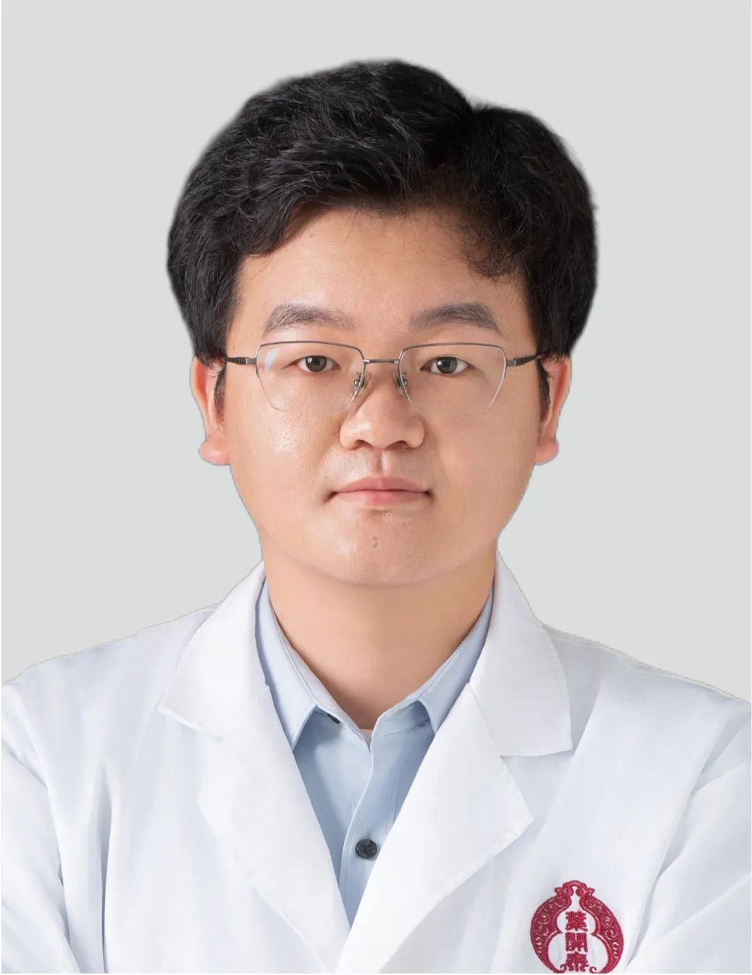 张毅.jpg
